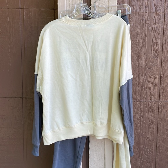 Dog Mom Sweatsuit - Picture 5 of 10